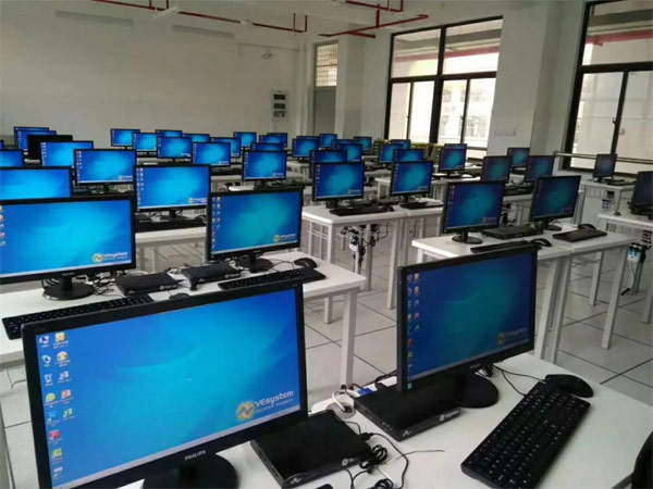 千臺優質顯示器落戶福鼎，飛利浦為信息化教學再立新功